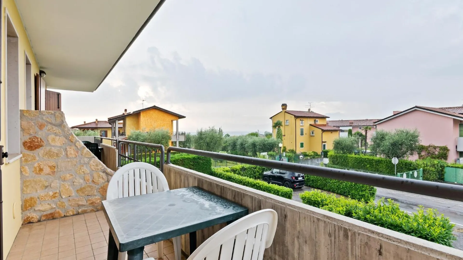 Holiday Apartment Near The Lake Shared Swimming Pool Lazise